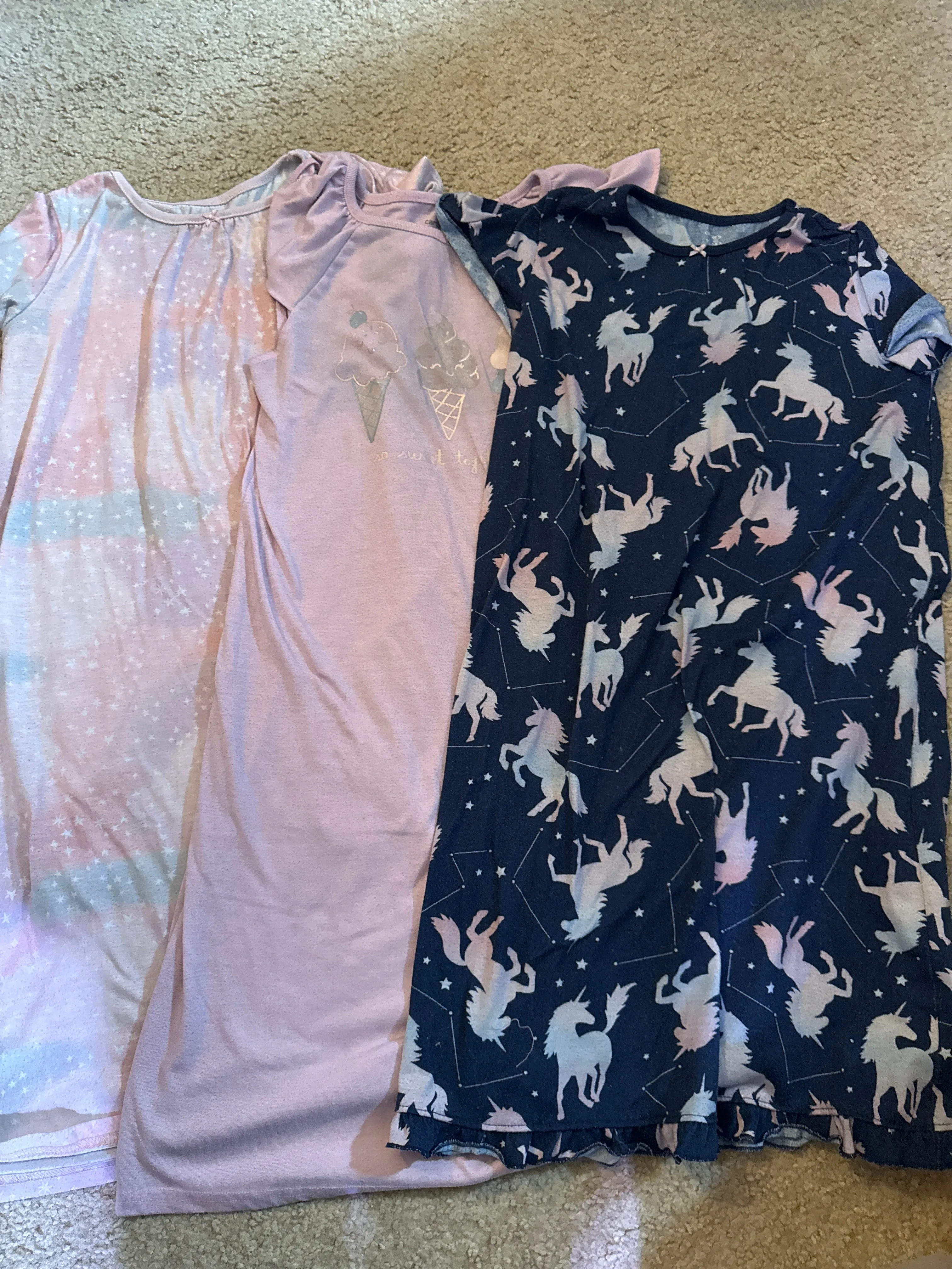 3 Carters Nightgowns Unicorn, ice cream, star - size Kids Clothing: 12