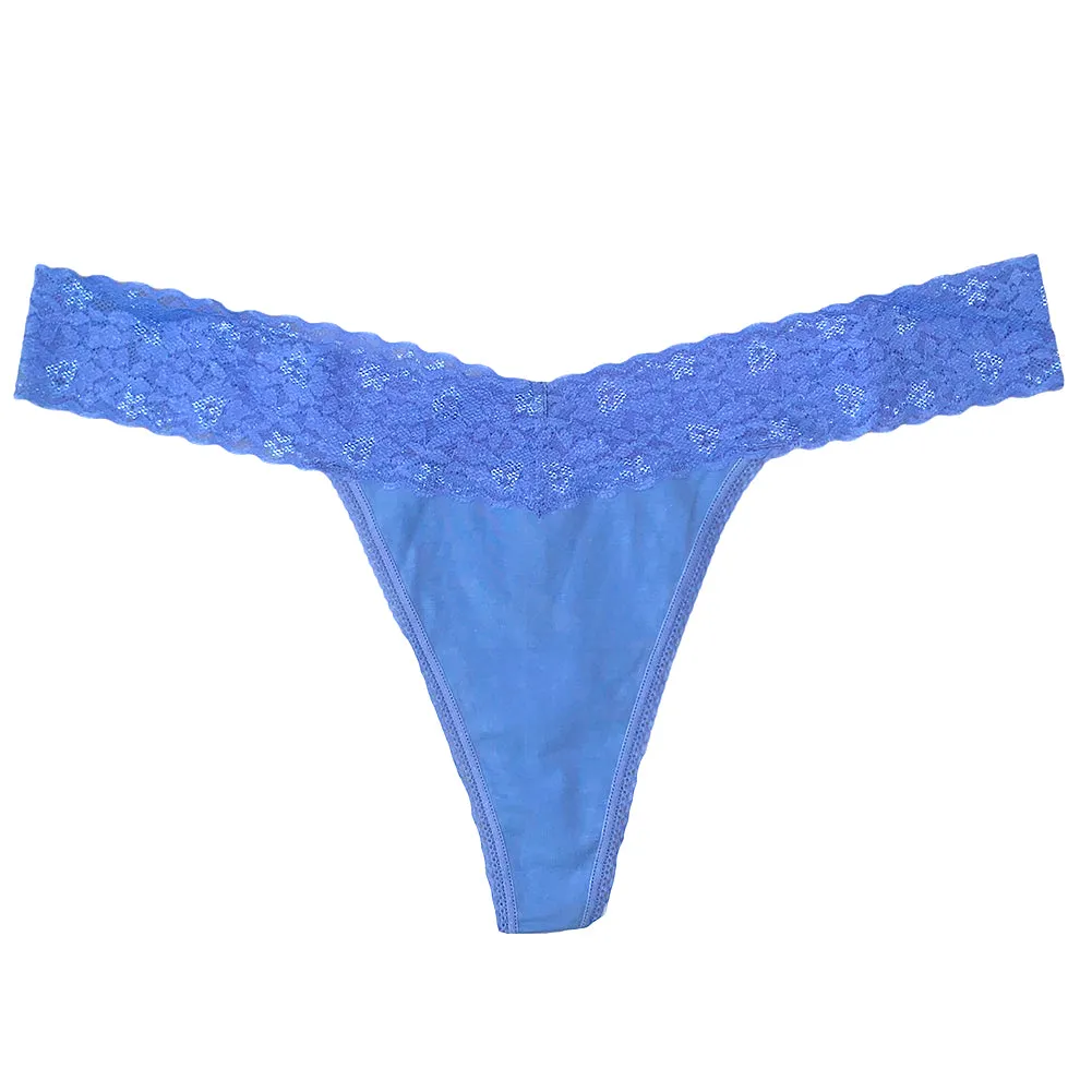 Betsy Johnson Women's Thong Panties 3 Pack Classic Lace Thong Panty Underwear