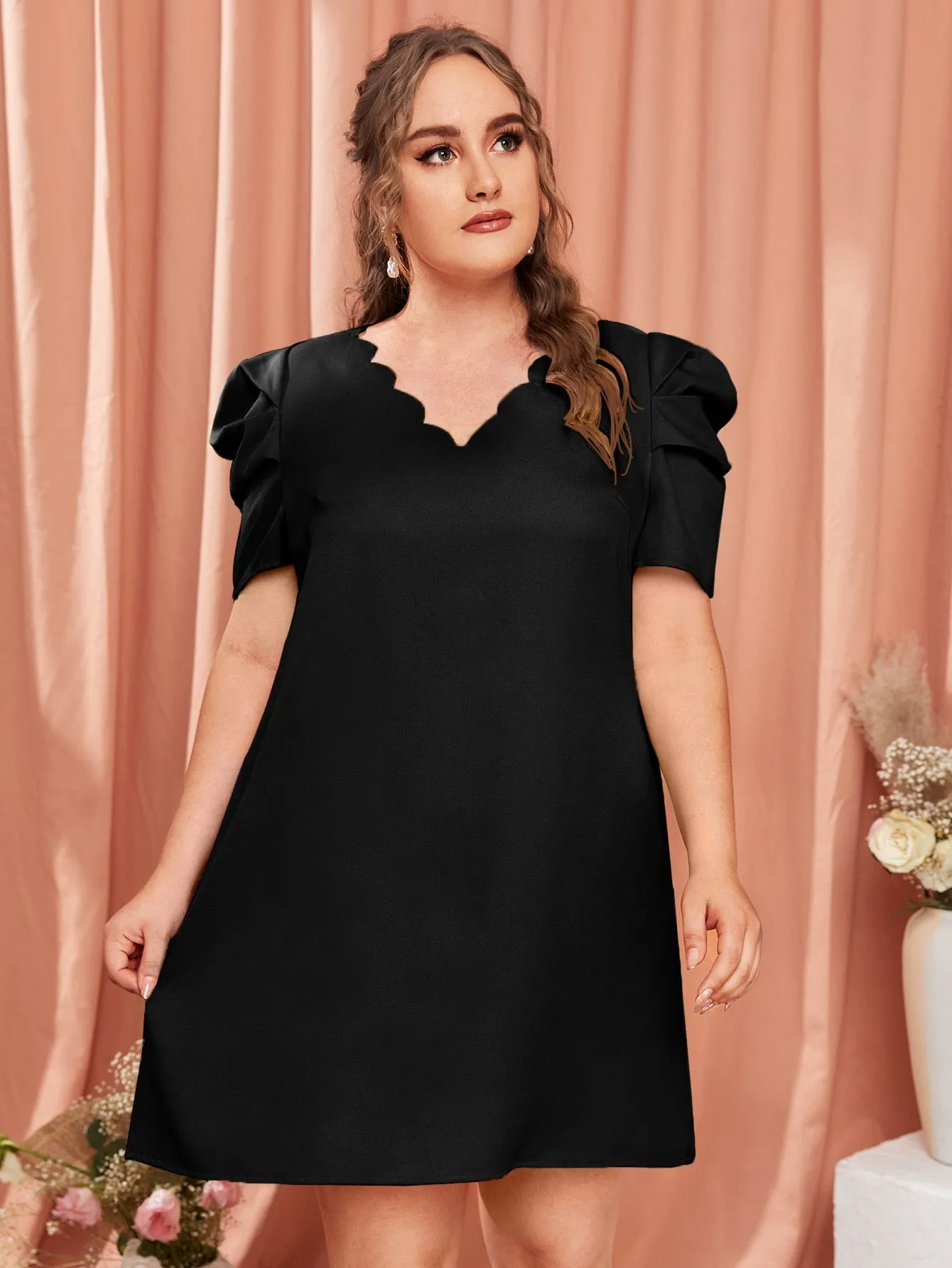 Casual Plain Scallop Short Sleeve V Neck Straight Natural Short Plus Size Dress