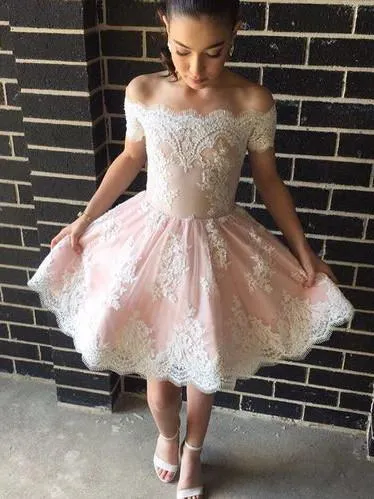 Delicate Tulle Off-the-shoulder Neckline A-line Homecoming Dresses With Appliques HD044