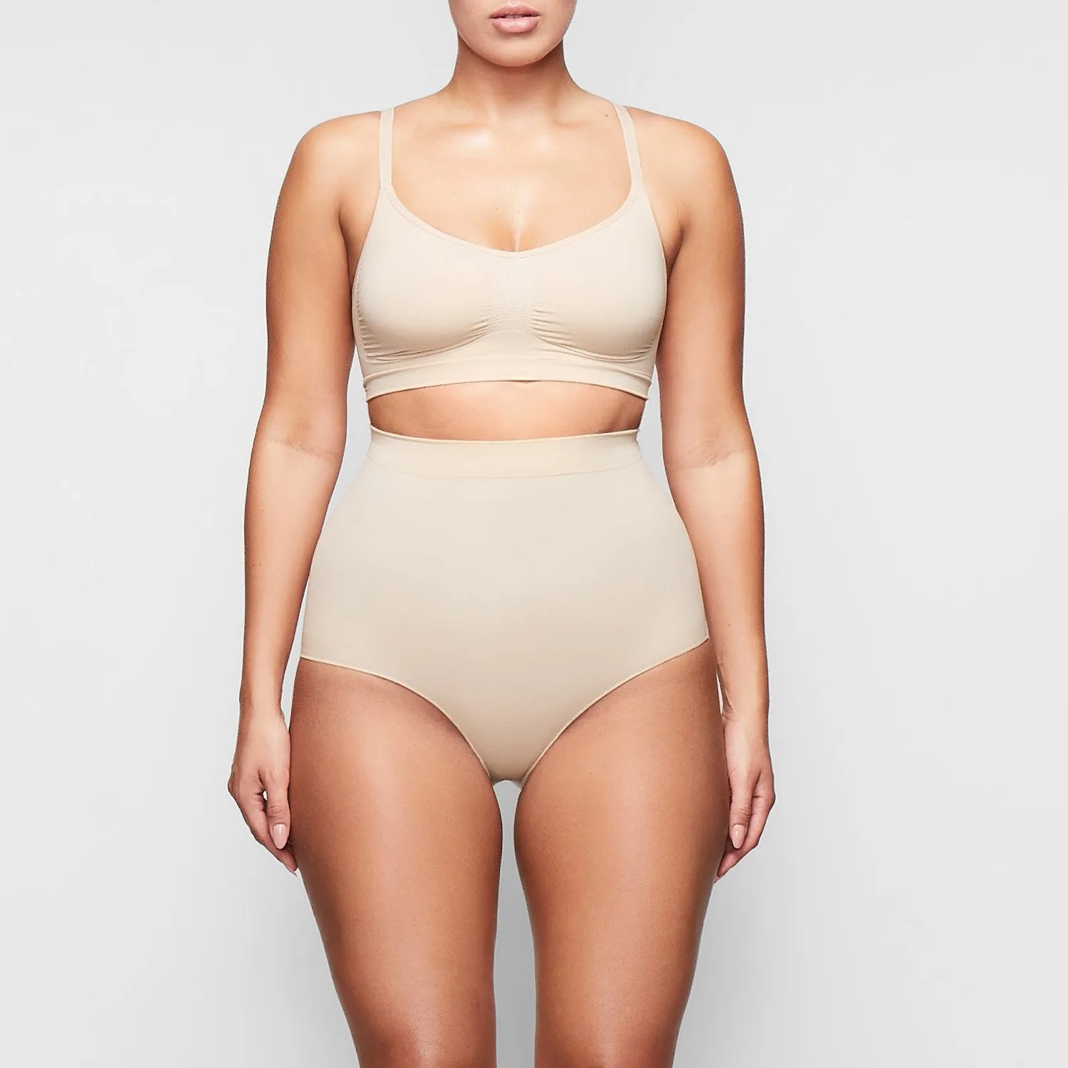SCULPTING BRALETTE | CLAY