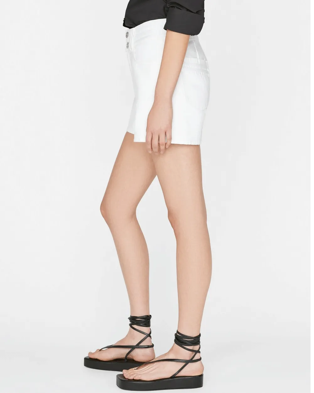 Triple Stitch Denim Short in Blanc