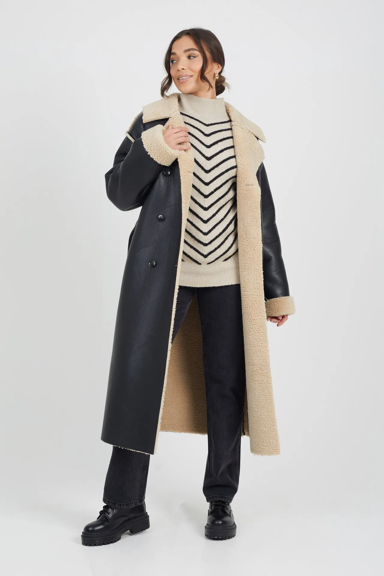 TURTLE NECK CHEVRON KNIT JUMPER