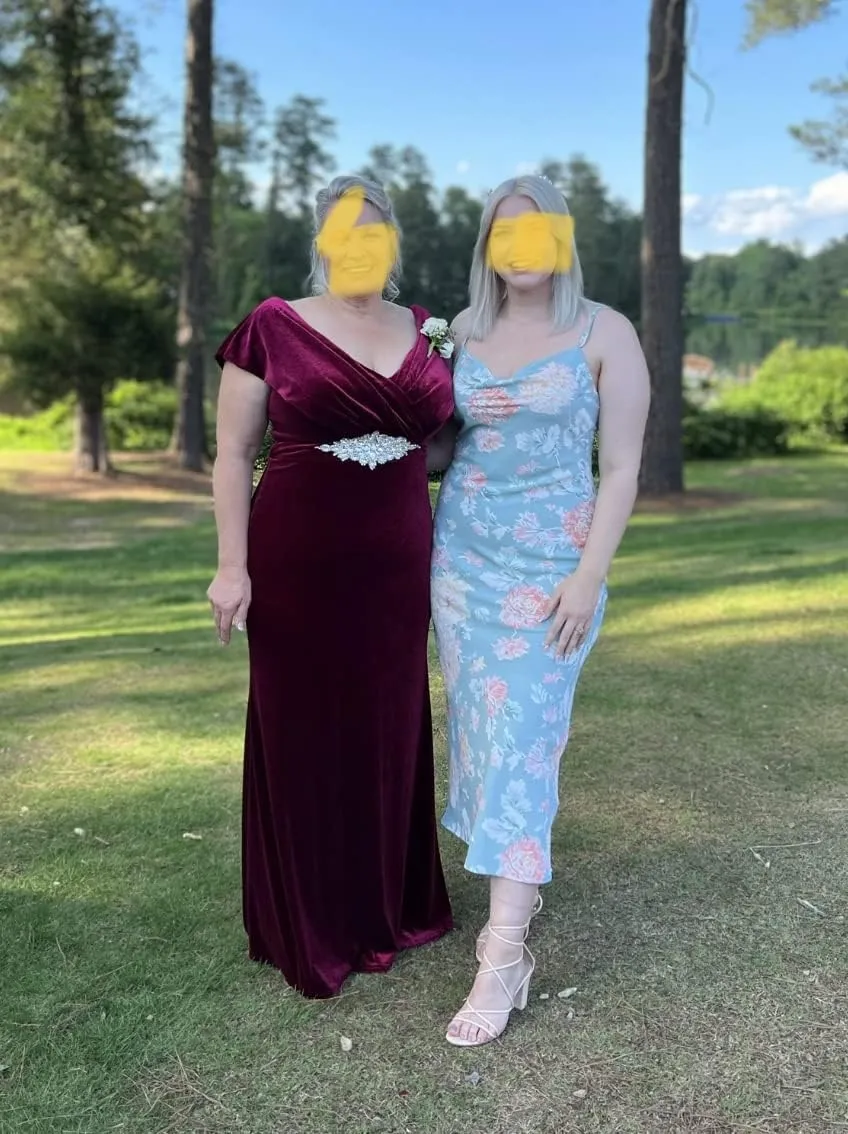 Women's Off Shoulder Mermaid Velvet Bridesmaid Dresses for Wedding Evening Gown Long Prom Party Dresses